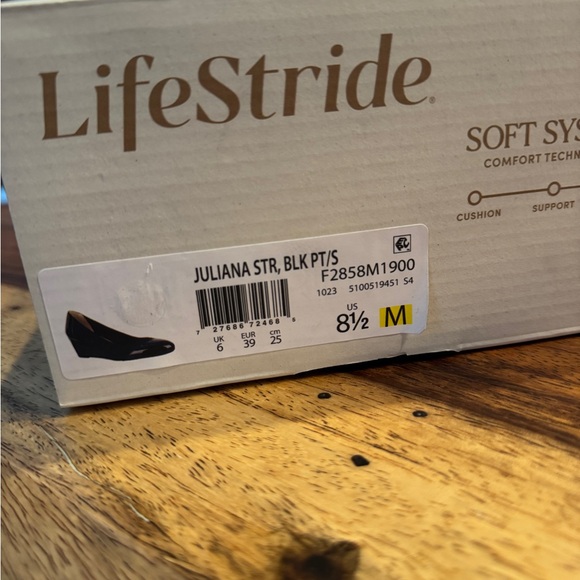 NWT CLASSIC LIFE STRIDE Black Patent Wedges Womens Shoes 8.5 M NIB Make Fair off - Picture 8 of 13